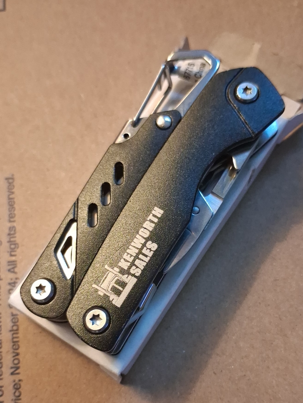 Multi-tool Promotional Kenworth Sales - Picture 4 of 5